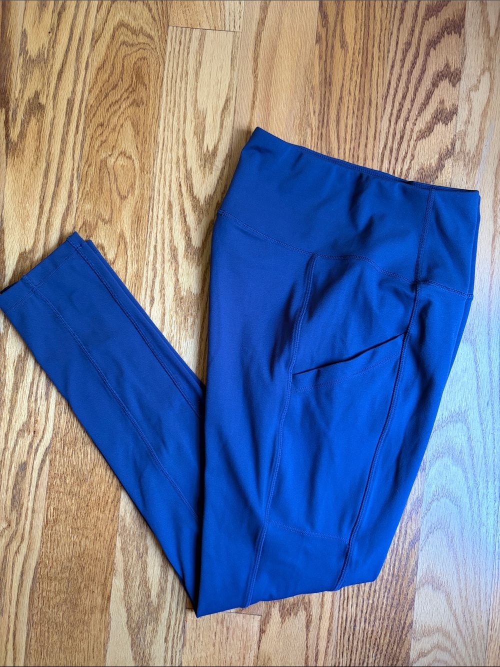 Women’s High-Waist Performance Leggings in Deep Blue. Size: Medium